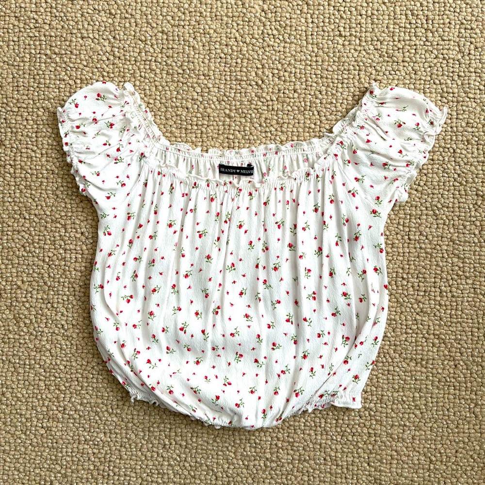 Brandy Melville crop top